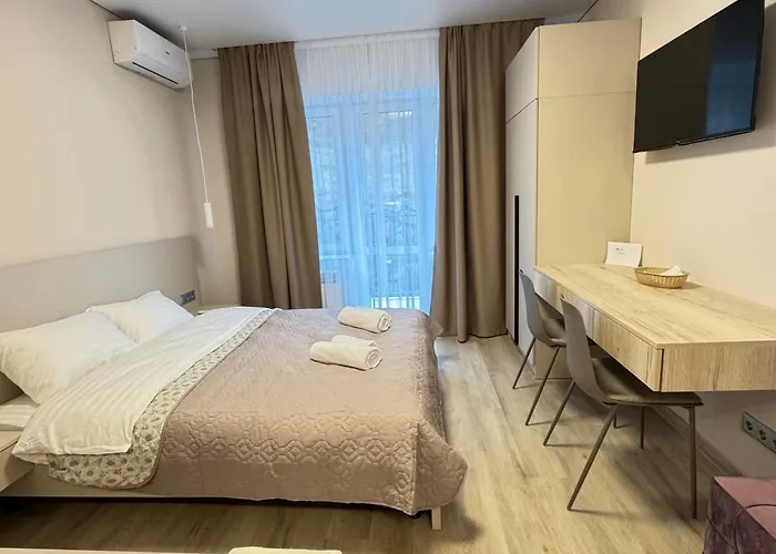 Park House Aparts 波利亚纳