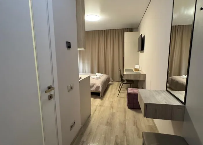 Park House Aparts 公寓 *