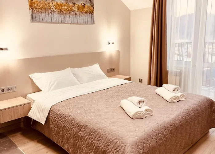 Park House Aparts 波利亚纳